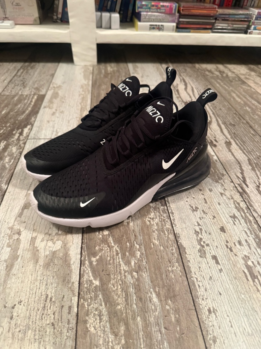 Nike Air Max 270 women’s  Black/White Athletic Sneakers